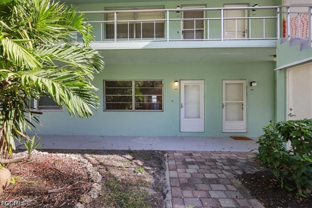 3225 E Riverside Dr 63f Property Photo 1
