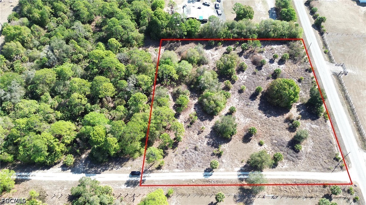 1201 Homestead Ave Property Photo 3