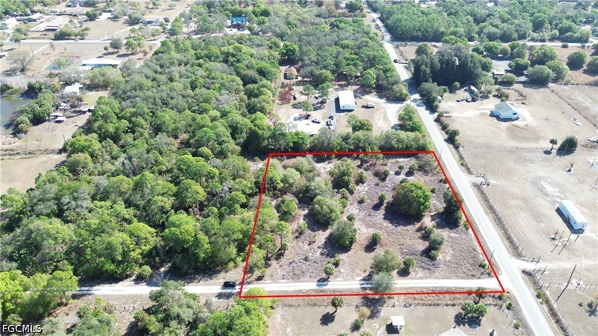 1201 Homestead Ave Property Photo 4