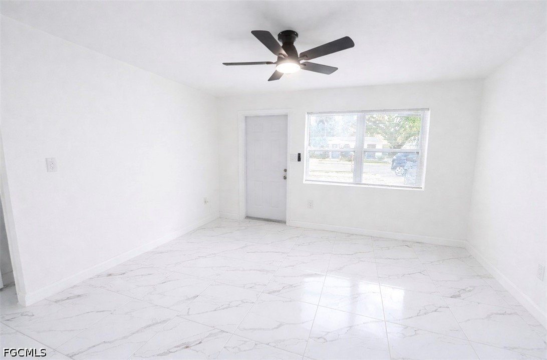 2655 Market St Property Photo 2