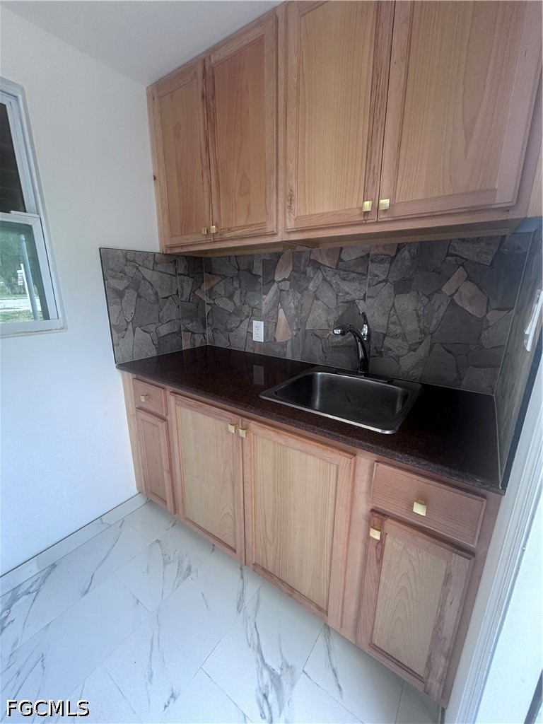 2655 Market St Property Photo 16