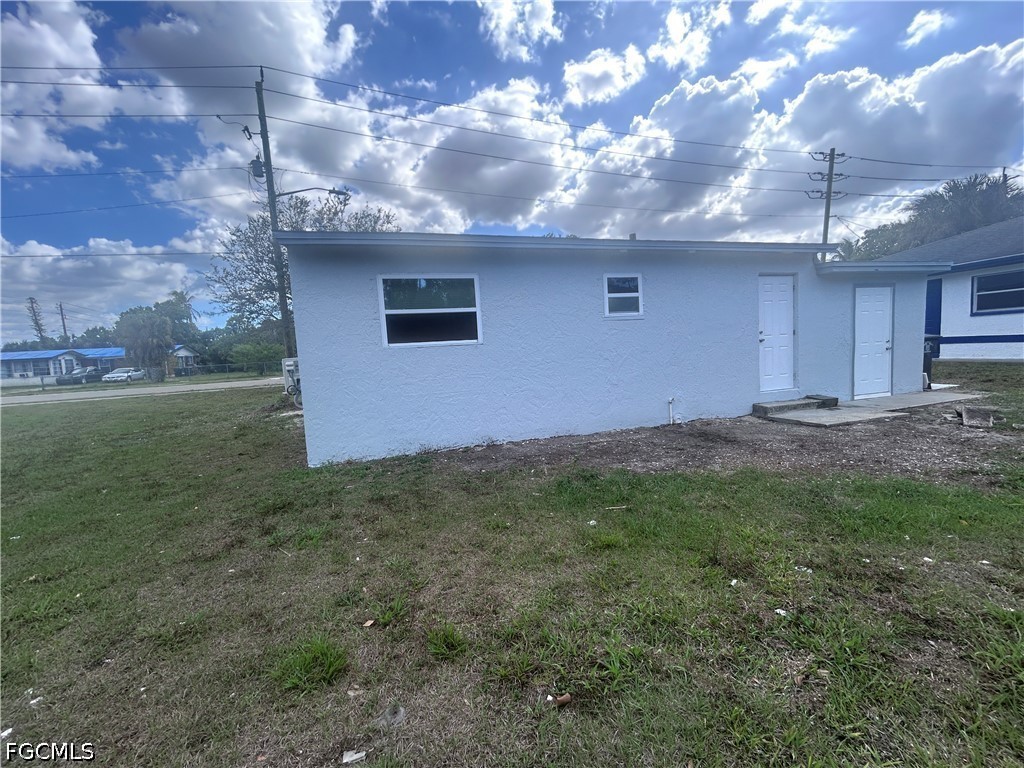 2655 Market St Property Photo 19