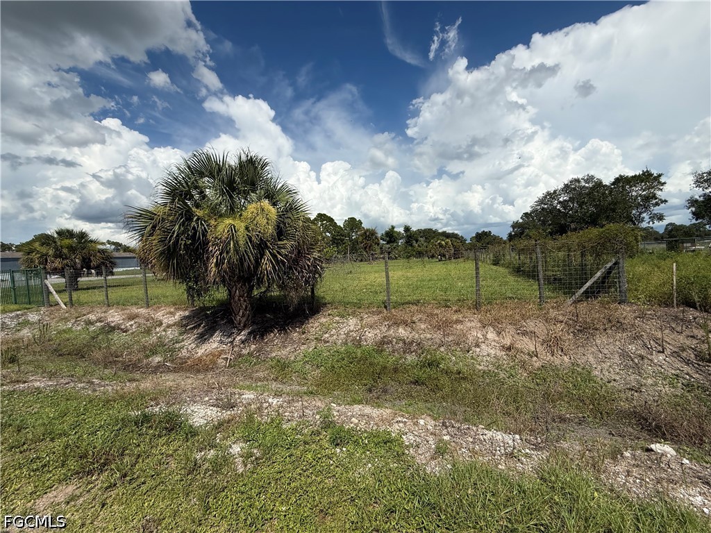 375 S Brida St Property Photo 9