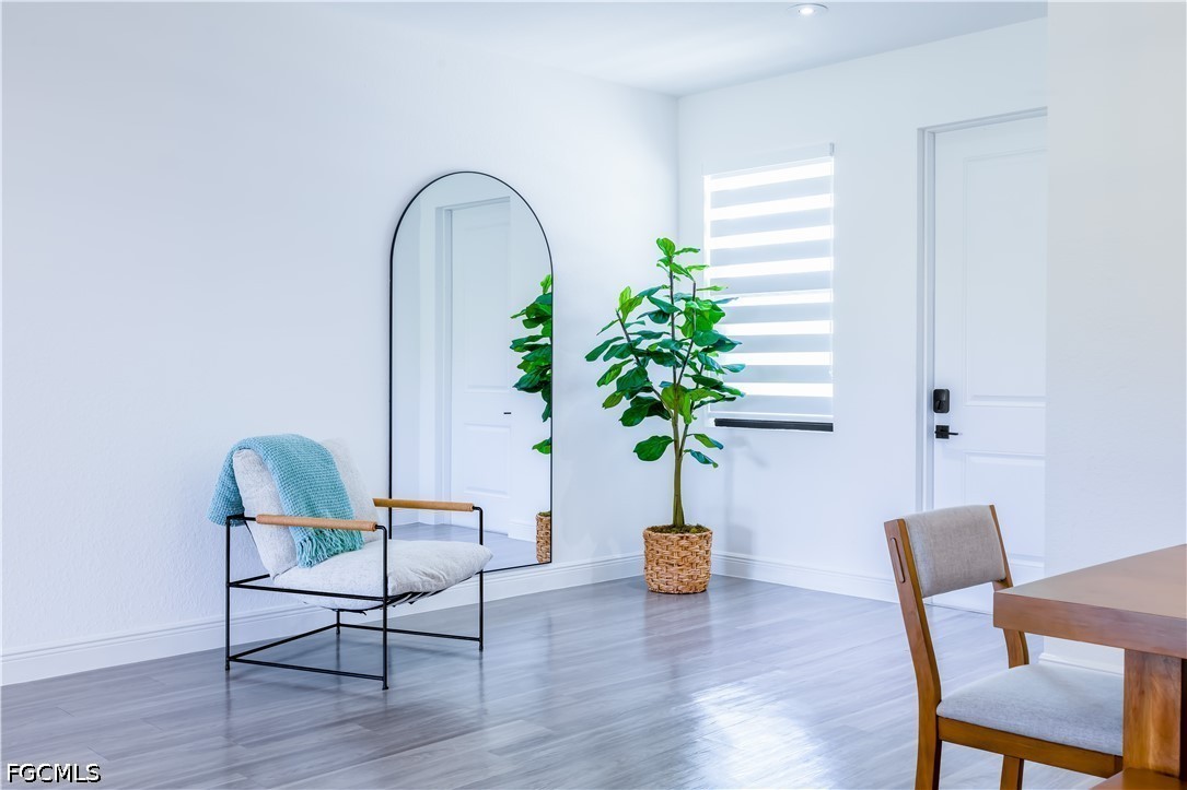 1145 Monday St Property Photo 4