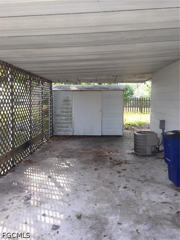 1114 Vineyard Pl Property Photo 9