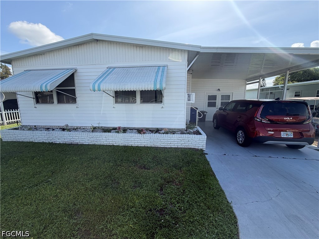 653 Future Dr Property Photo 1