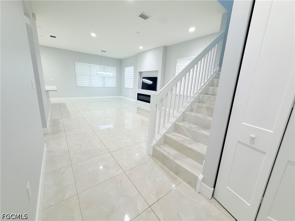 9045 Madrid Cir Property Photo 7