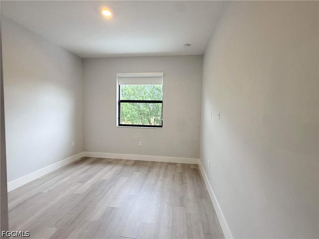 9045 Madrid Cir Property Photo 17
