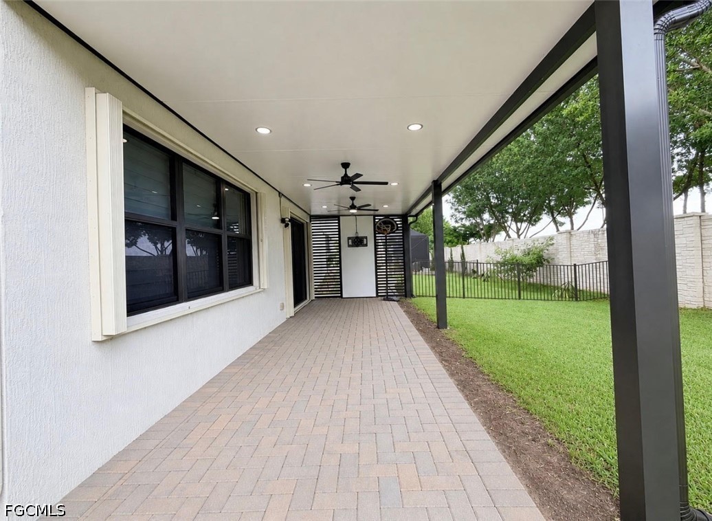 9045 Madrid Cir Property Photo 21