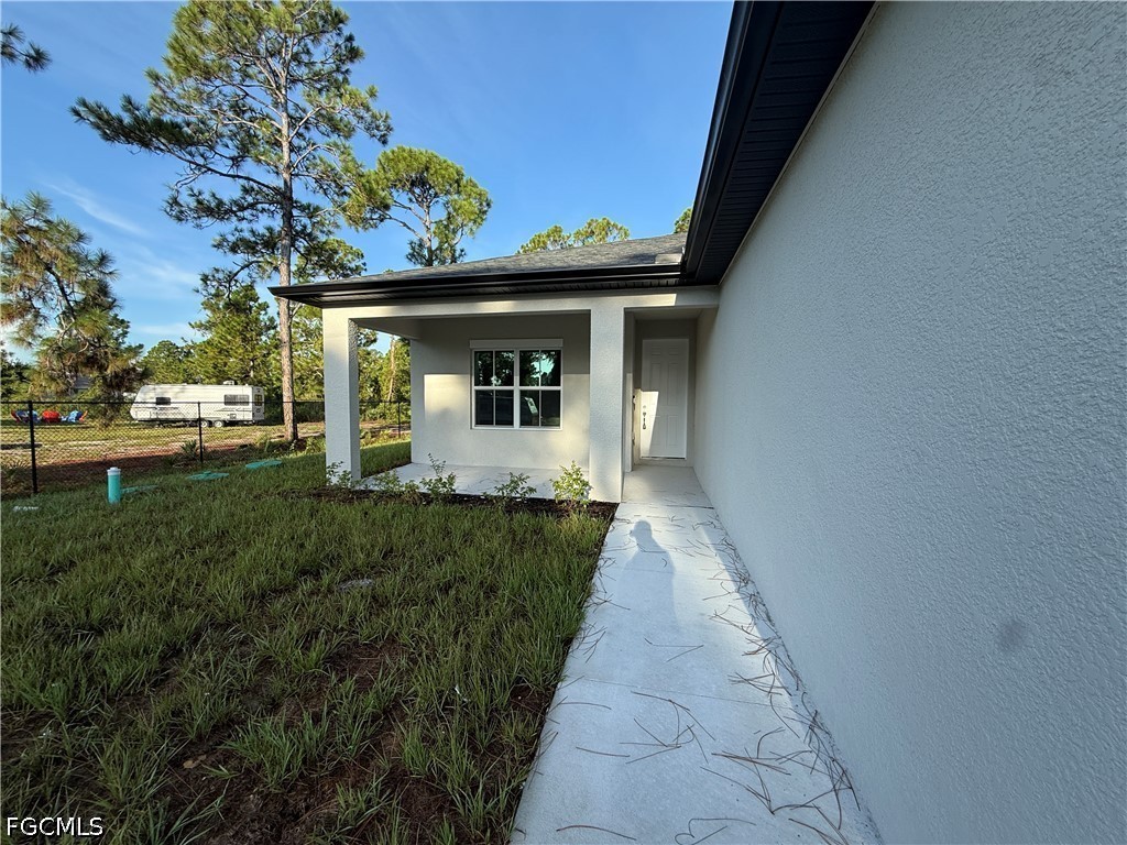 1030 Greenfield St Property Photo 5
