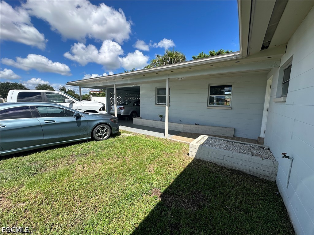 1109 E Jasmine RD Property Photo 1