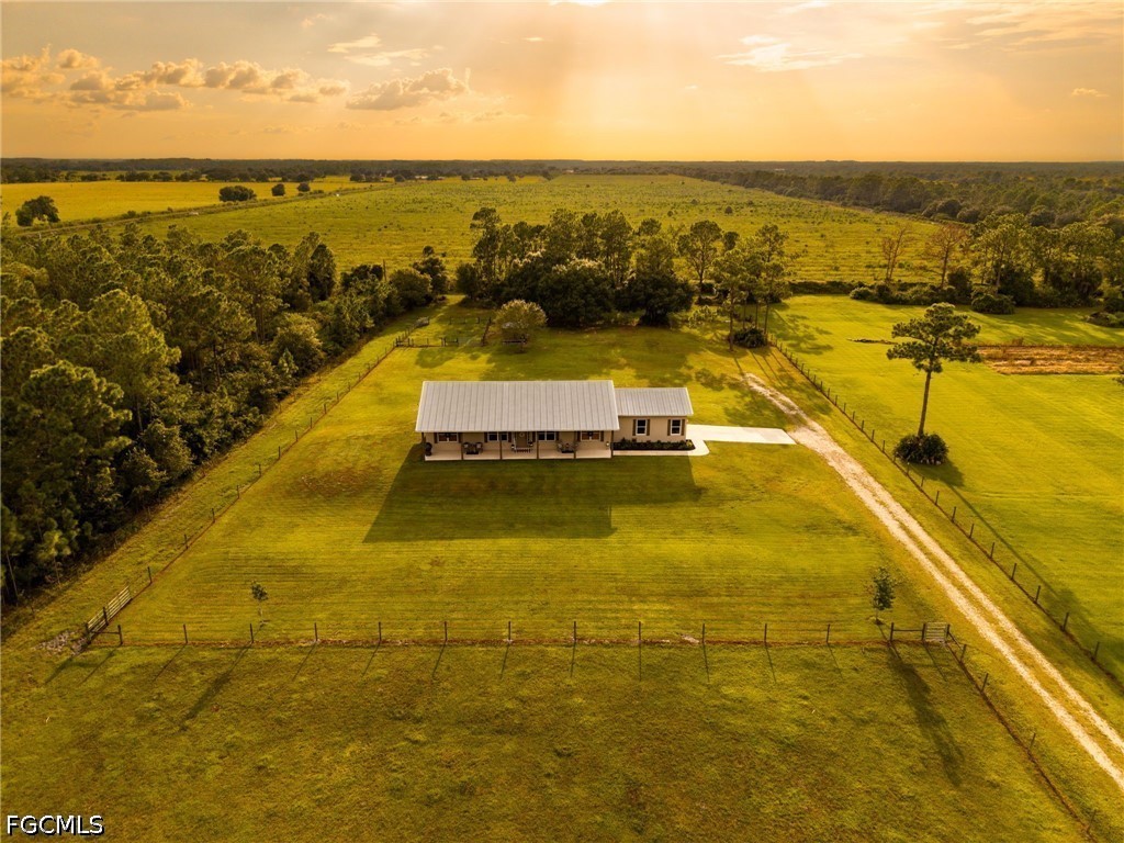 99 Trader Rd Property Photo