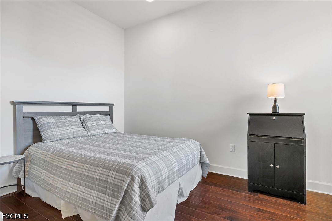 10251 Glastonbury Cir 201 Property Photo 21