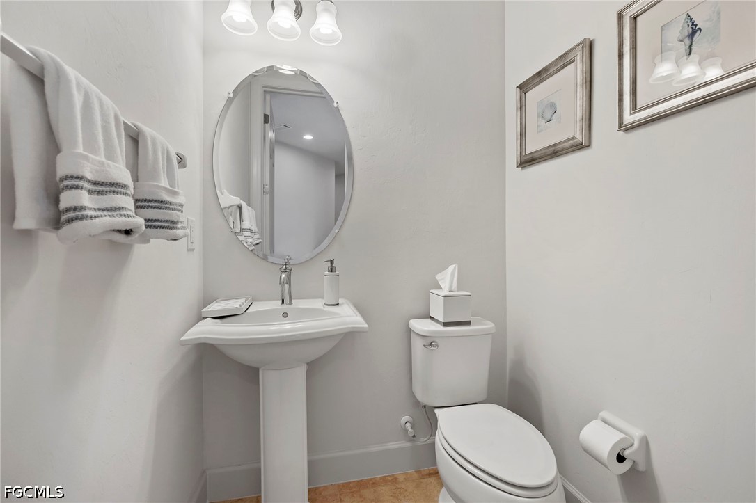 10251 Glastonbury Cir 201 Property Photo 23