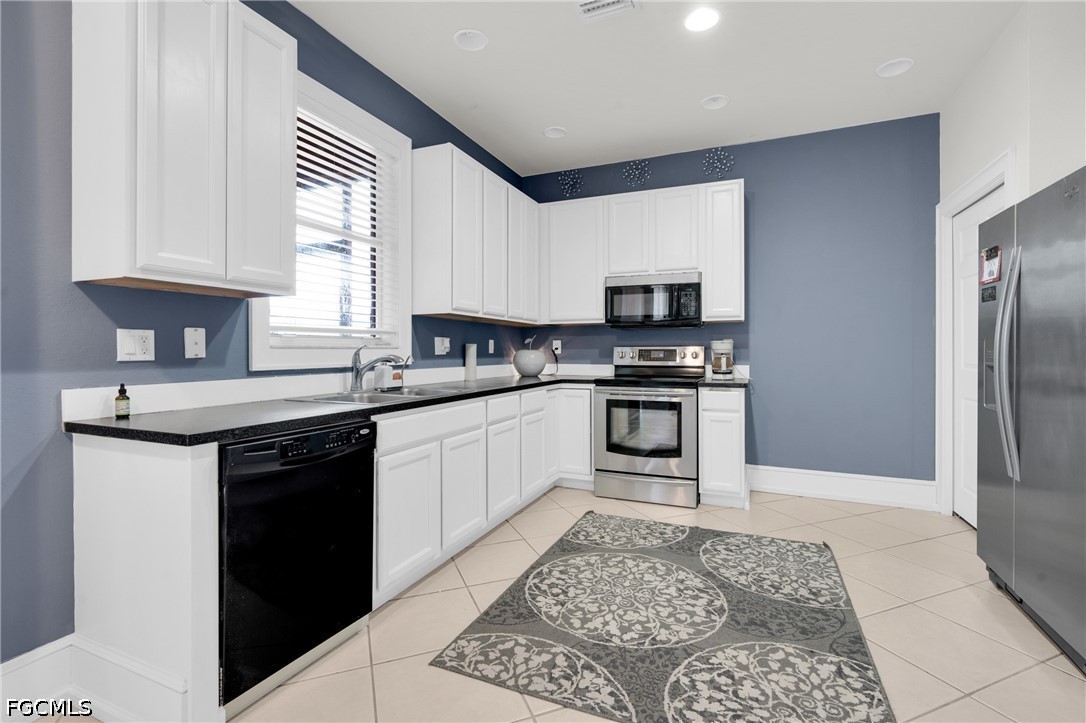 5562 Benton St Property Photo 13