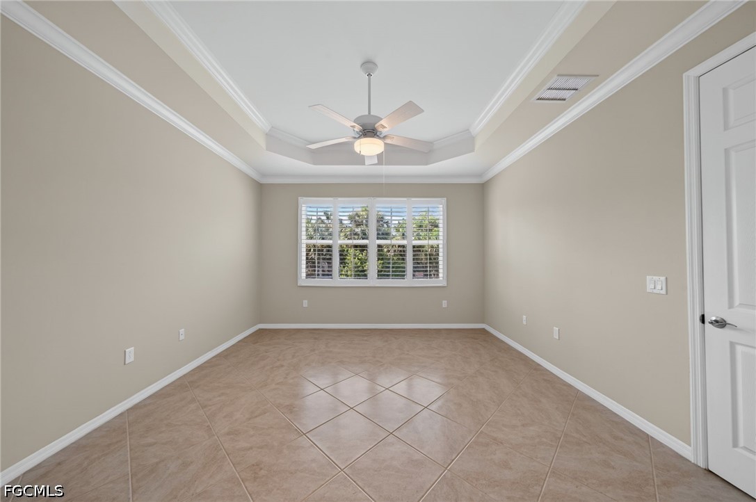 8051 Venetian Pointe Dr Property Photo 26