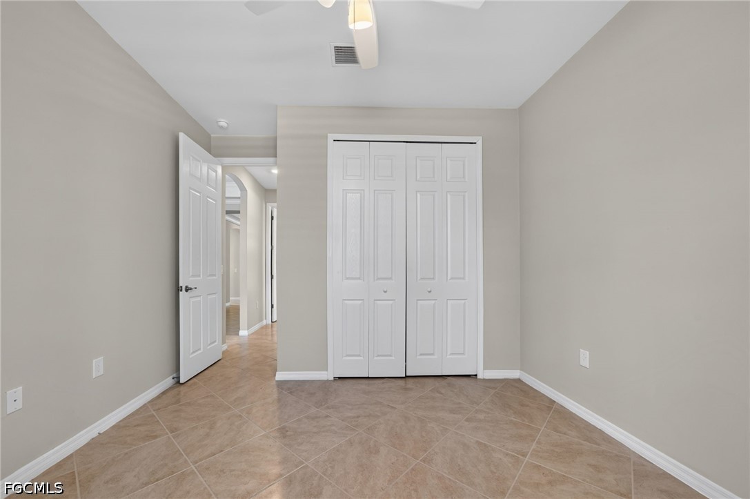 8051 Venetian Pointe Dr Property Photo 32