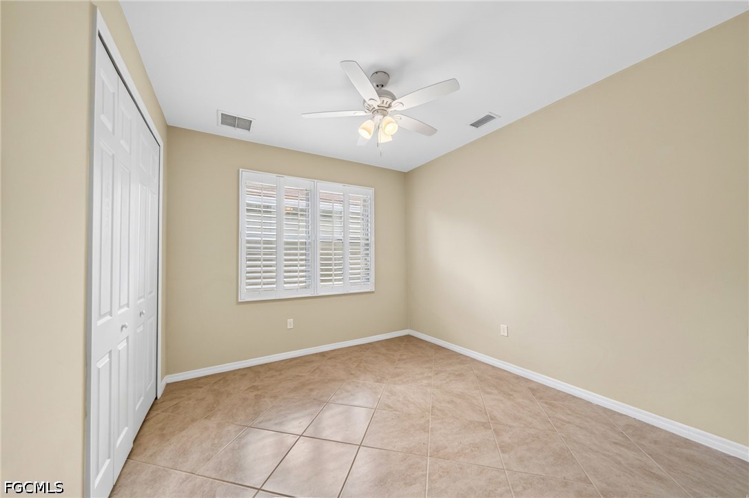 8051 Venetian Pointe Dr Property Photo 35
