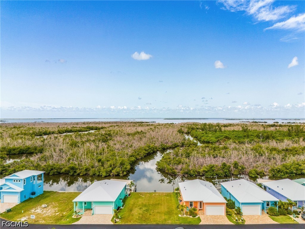 2990 Trawler Ln Property Photo 10