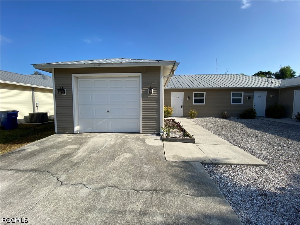 5478 Thomas ST Property Photo 1