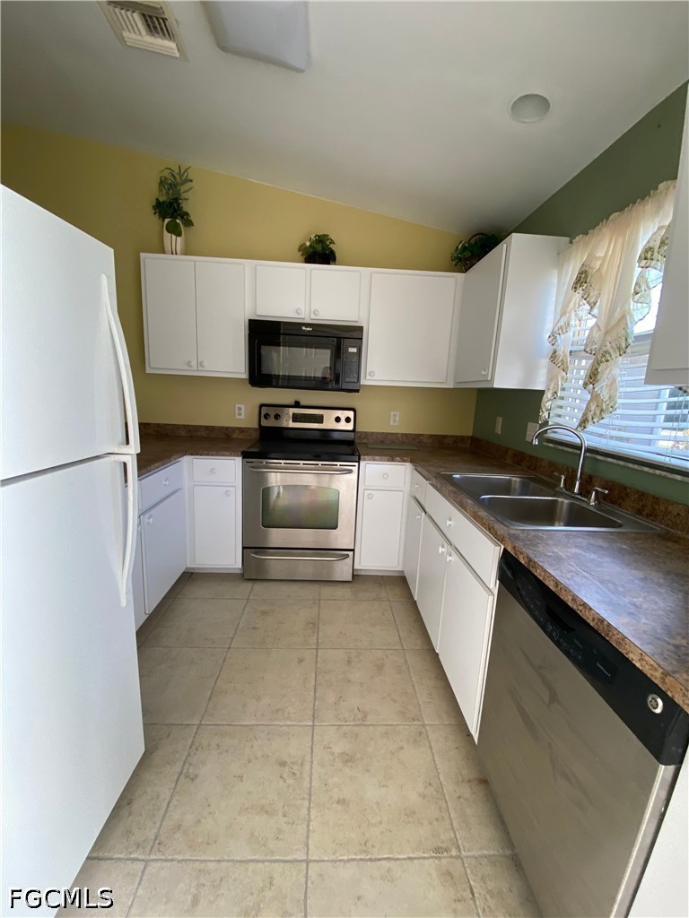 5478 Thomas St Property Photo 6