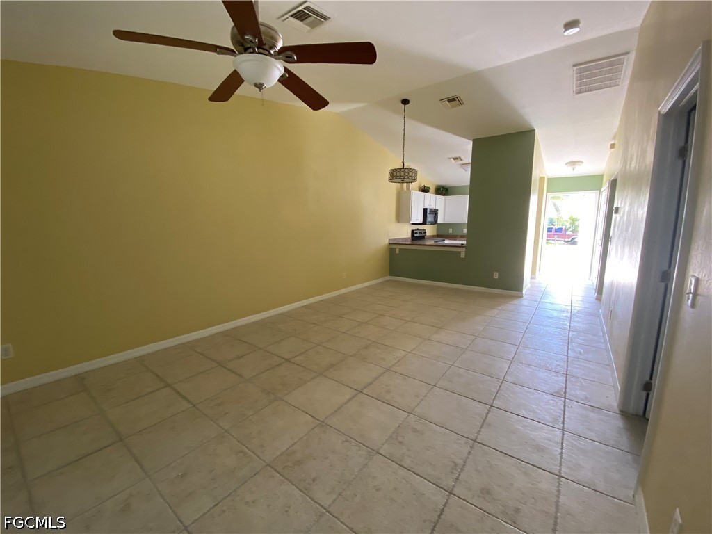 5478 Thomas St Property Photo 9