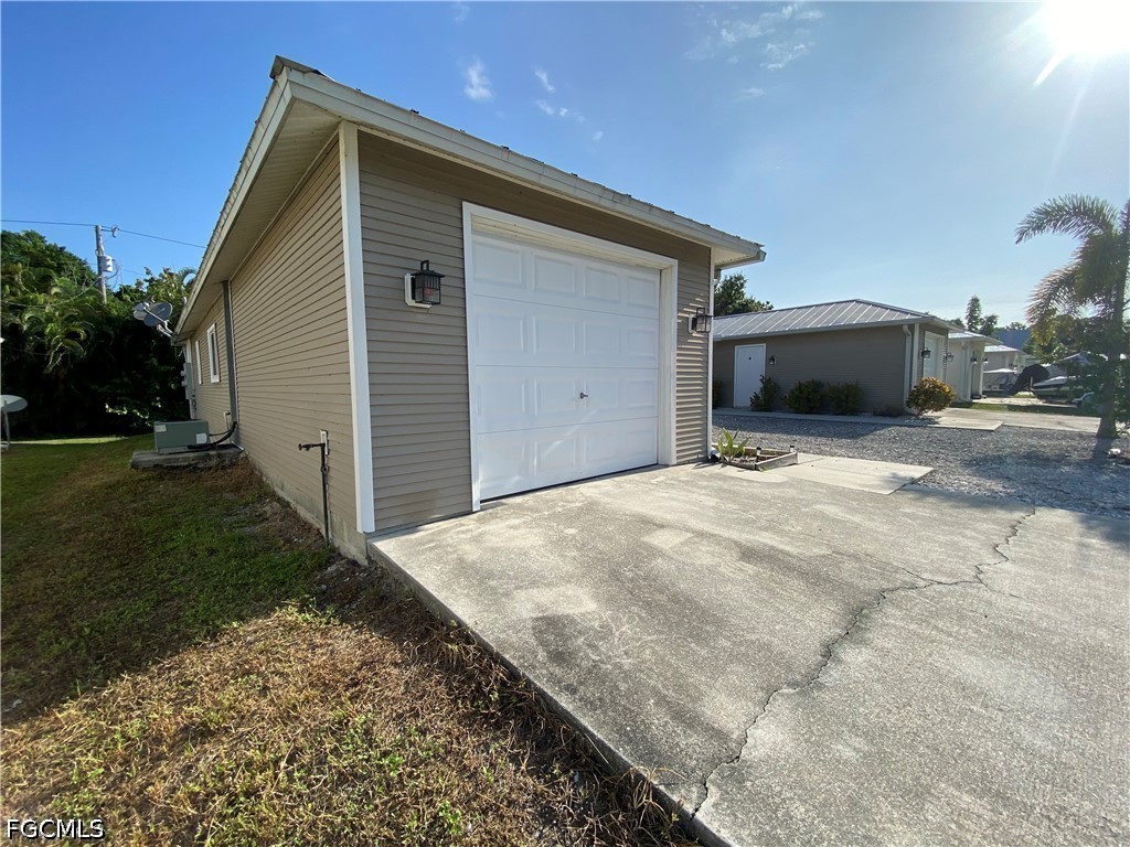 5478 Thomas St Property Photo 21