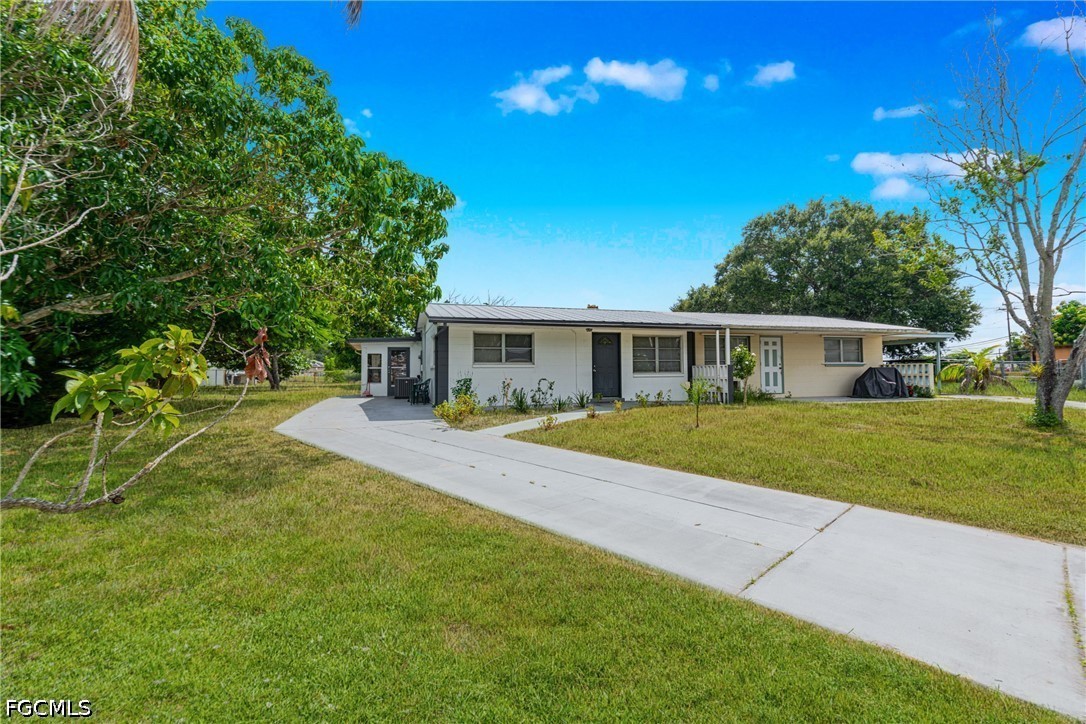 1099 Vineyard PL Property Photo 1