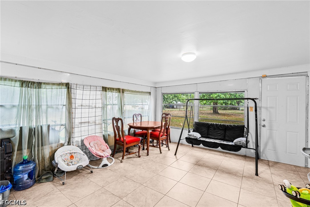 1099 Vineyard Pl Property Photo 22