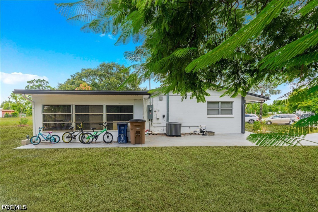 1099 Vineyard Pl Property Photo 25