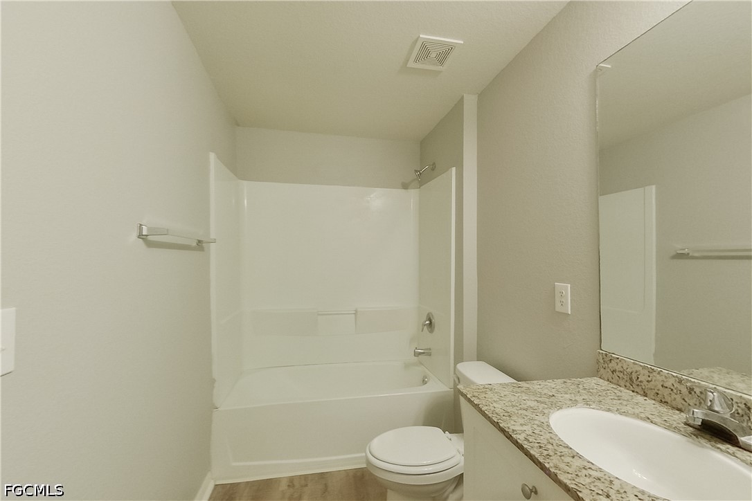 947 Grant Blvd Property Photo 25