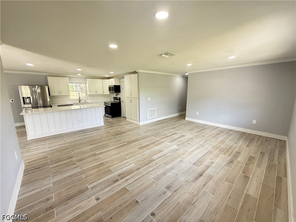 16600 Arbor Ridge Dr Property Photo 7