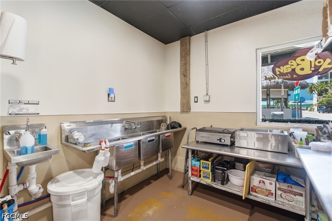 450 Old San Carlos Blvd G106 Property Photo 23