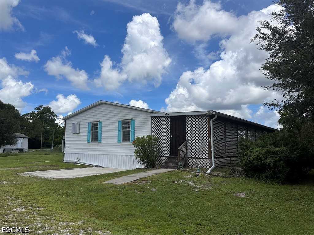 8094 Cook Dr Property Photo 1