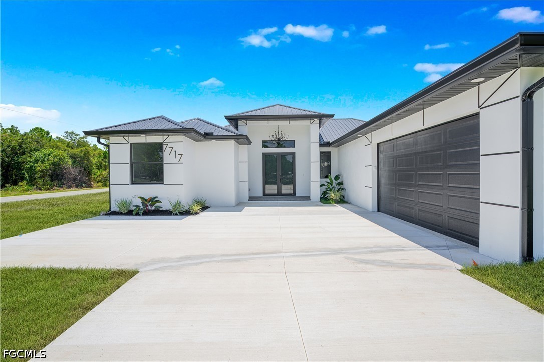 7717 18th Ter Property Photo 4