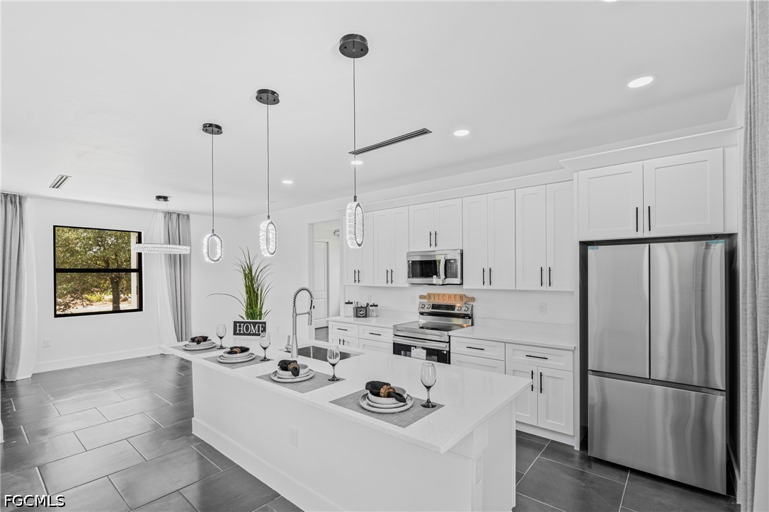 7717 18th Ter Property Photo 12