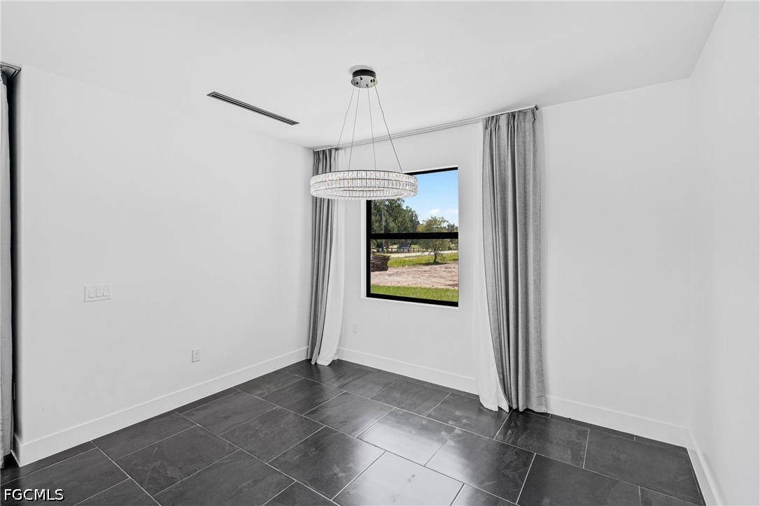 7717 18th Ter Property Photo 13