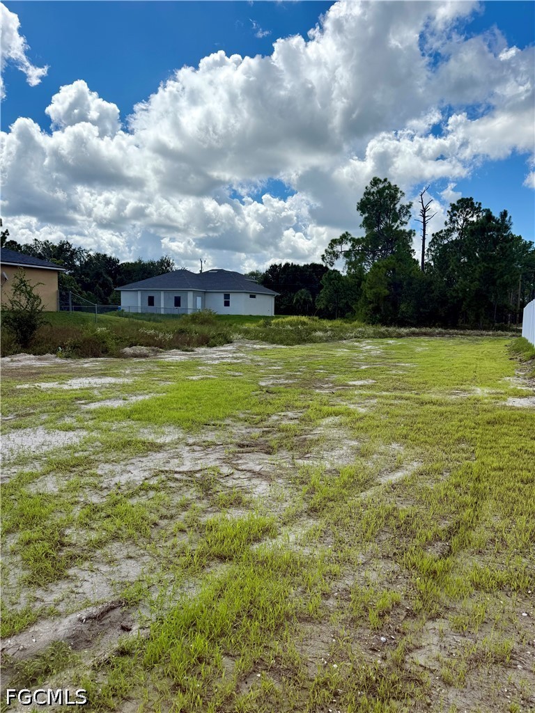 754 Clancy St E Property Photo 1