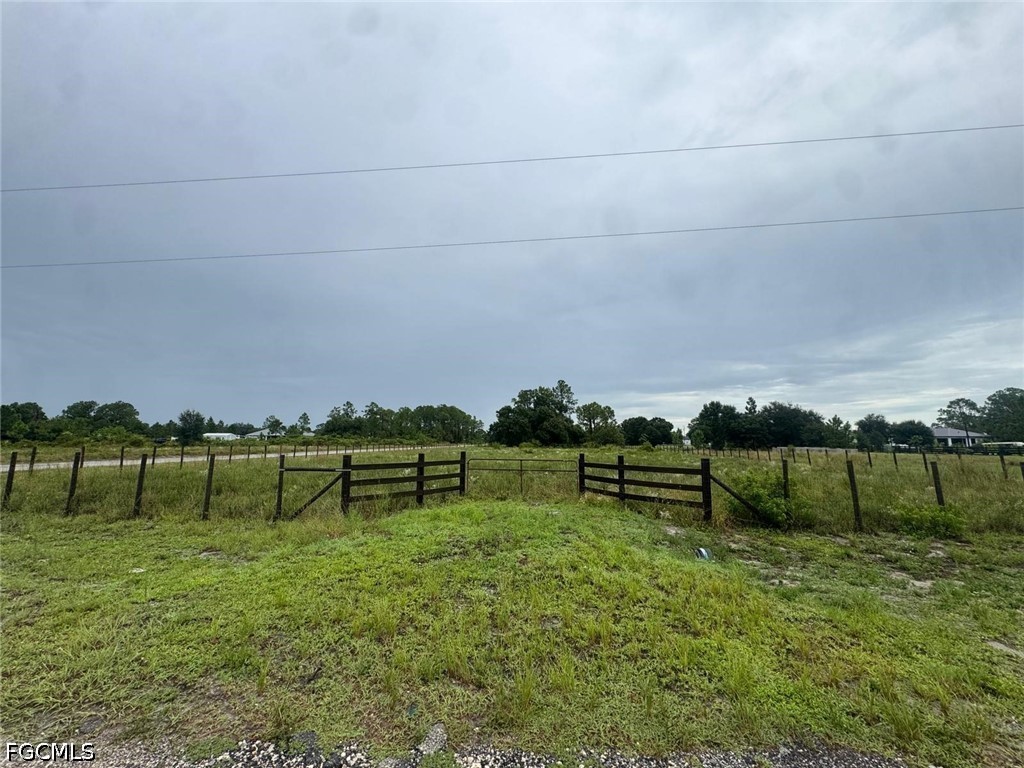 7680 7th Ter Property Photo 1