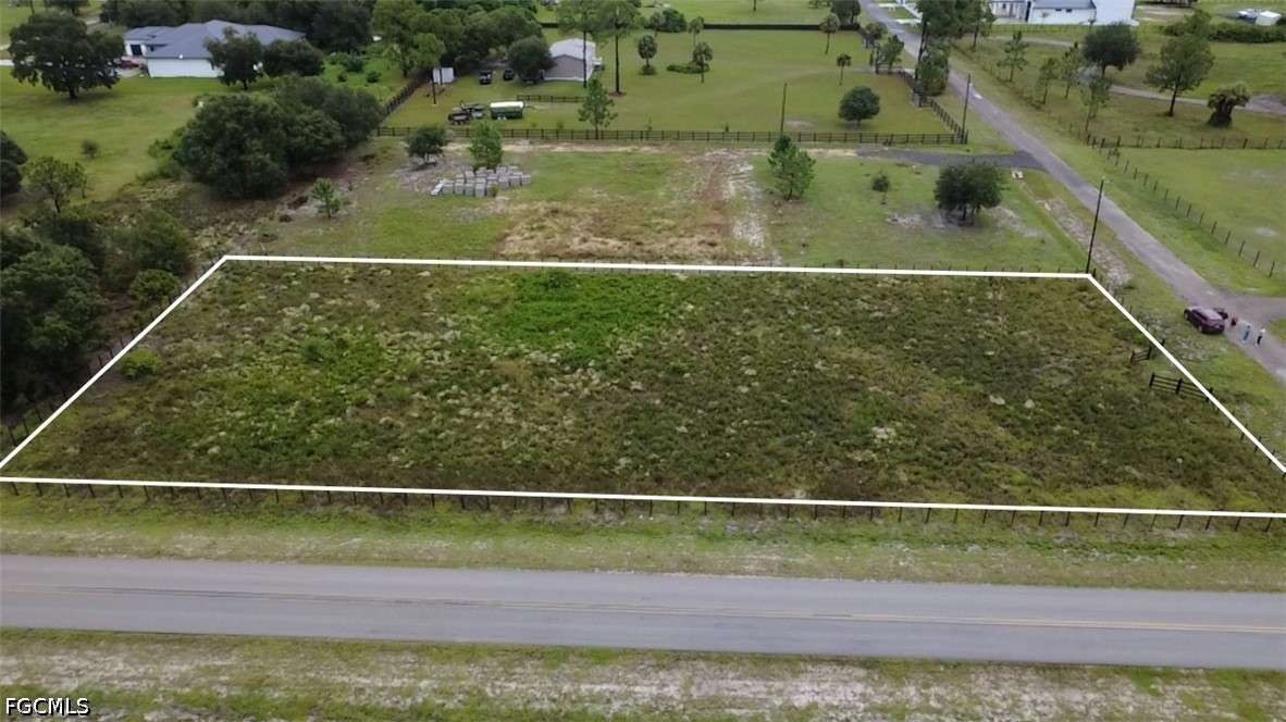7680 7th Ter Property Photo 2