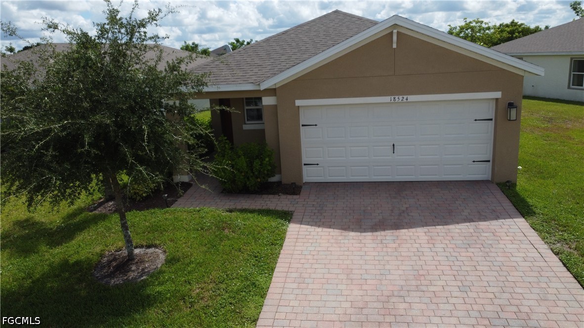 18524 Cronin Sand Ln Property Photo 3