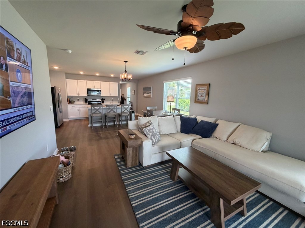 18524 Cronin Sand Ln Property Photo 11