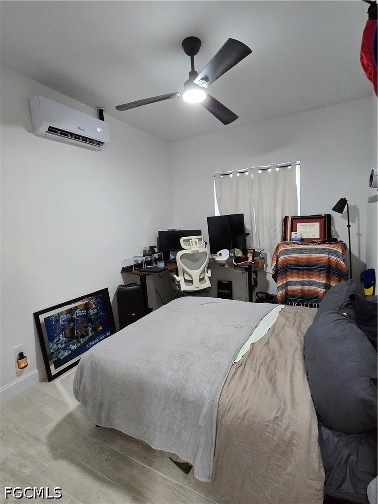 23041 Roundtree Ave Property Photo 12