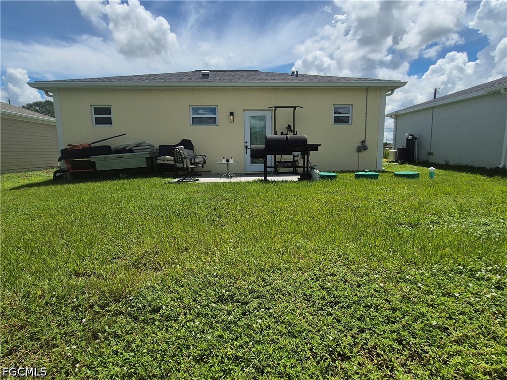 23041 Roundtree Ave Property Photo 16