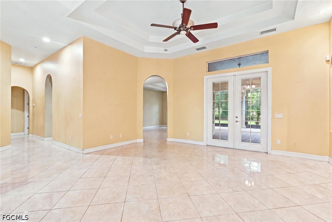6414 Briarwood Ter Property Photo 12