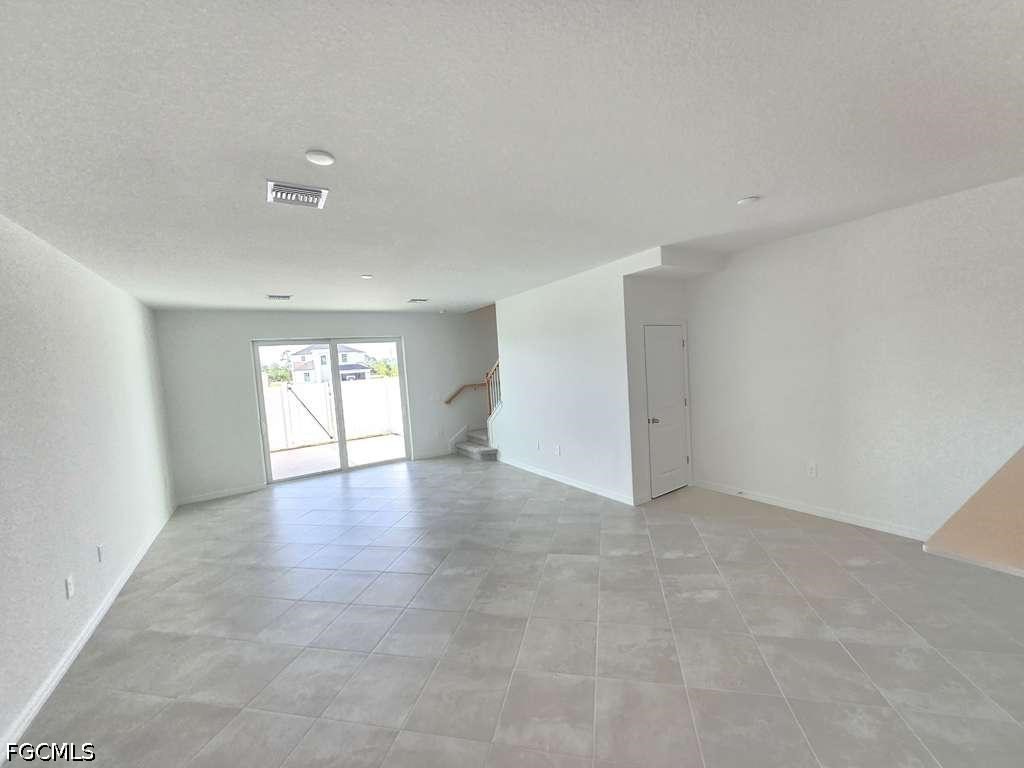 14947 White Pearl Rd Property Photo 8