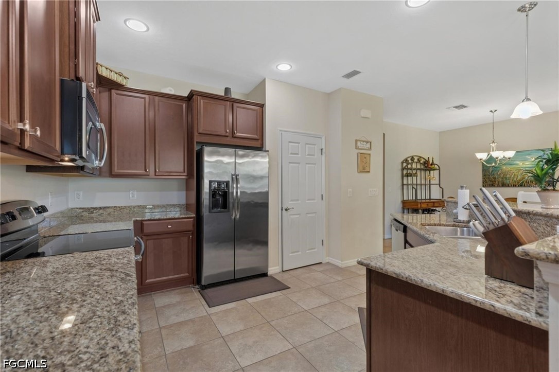 12841 Seaside Key Ct Property Photo 5