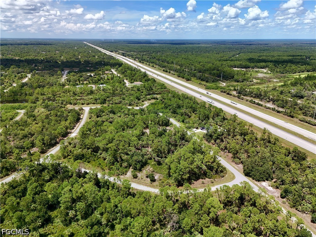 Legend Ln Property Photo 11