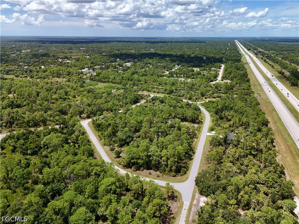 Legend Ln Property Photo 13