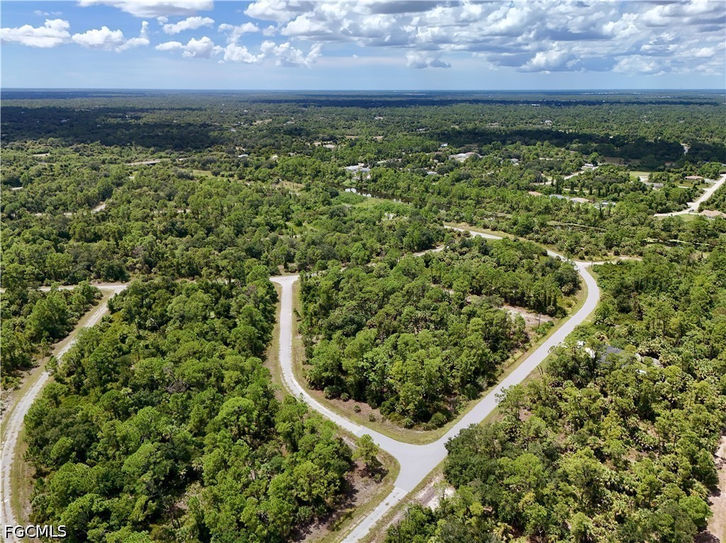 Legend Ln Property Photo 14